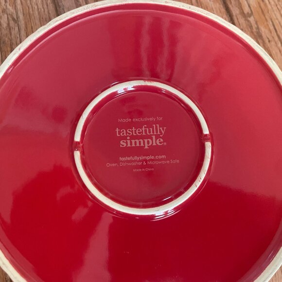 Tastefully Simple Small Round Baking Dish w/ Handles - Picture 2 of 2